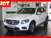 Bán xe Mercedes GLC200, màu trắng nội thất đen, đăng kí 2019 mới chính hãng