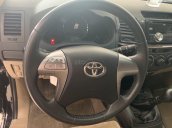 Bán Toyota Fortuner năm 2016, màu đen, giá 825tr