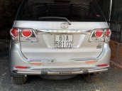 Bán Toyota Fortuner đời 2016, màu bạc