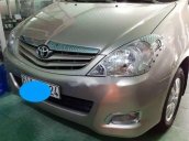 Cần bán Toyota Innova sản xuất năm 2010, màu xám