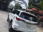 Bán Toyota Fortuner sản xuất 2019, màu trắng, nhập khẩu