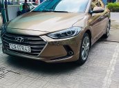 Bán Hyundai Elantra 2.0 AT 2017, màu vàng, giá chỉ 600 triệu