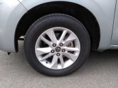 Bán Toyota Innova 2018 số sàn màu xám, xe đi 19 000 km