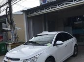 Cần bán xe Chevrolet Cruze LT đời 2017, màu trắng, nhập khẩu
