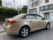 Cần bán Chevrolet Cruze LS năm sản xuất 2011, màu vàng còn mới