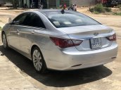 Bán Hyundai Sonata AT năm sản xuất 2010, màu bạc, nhập khẩu