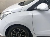 Bán Hyundai Grand i10 form 2019, màu trắng, nhập khẩu