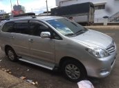 Cần bán gấp Toyota Innova sản xuất 2010, màu bạc còn mới giá cạnh tranh