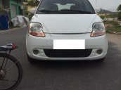 Cần bán Chevrolet Spark LT 0.8 năm sản xuất 2010, màu trắng