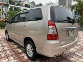 Bán Toyota Innova V 2.0 2014, màu vàng