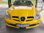 Bán Mercedes SLK350 2008, màu vàng, nhập khẩu