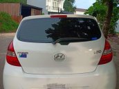 Bán Hyundai i20 AT đời 2010, màu trắng, xe nhập 