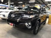 Bán Fortuner V số tự động 2017 màu nâu, xe cực đẹp, option 3D, giá còn thương lượng, LH 0907969685