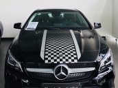 Mercedes CLA 200 chính hãng, màu đen, nội thất đen. Xe nhập khẩu Châu Âu, mới 99%