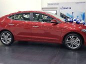 Bán Hyundai Elantra 2.0 AT năm 2018, màu đỏ, giá chỉ 625 triệu