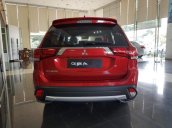 Bán xe Mitsubishi Outlander sản xuất năm 2019, màu đỏ