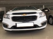 Bán xe Chevrolet Cruze LT 1.6MT model 2017, biển SG, 420 triệu còn TL