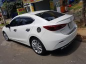 Cần bán lại xe Mazda 3 2.0 sản xuất 2016, màu trắng như mới 