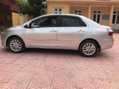 Bán chiếc Toyota Vios 1.5 E MT 2011 màu bạc, xe chính chủ tên tôi từ đầu