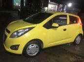 Cần bán xe Chevrolet Spark năm 2015, màu vàng, xe rất đẹp, không bị lỗi gì cả