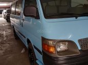 Cần bán gấp Toyota Hiace sản xuất năm 2000, màu xanh lam, vệ sinh bảo dưỡng tốt, gầm bệ tốt