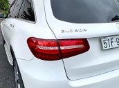 Bán ô tô Mercedes GLC 300 đời 2017, màu trắng số tự động