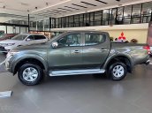 Bán xe Mitsubishi Triton 4x2 AT đời 2019, màu xám, xe nhập