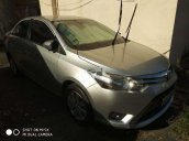 Cần bán xe Toyota Vios sản xuất 2017, màu bạc 