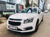 Cần bán Chevrolet Cruze 1.8LTZ đời 2016, màu trắng, xe gia đình