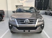 Cần bán xe Toyota Fortuner năm 2019, màu xám