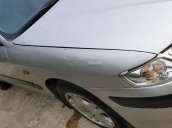 Cần bán xe Mazda 626 2001, màu bạc, nhập khẩu