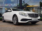 Cần bán xe Mercedes E200 năm sản xuất 2019, màu trắng