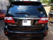 Bán Toyota Fortuner 2.7AT đời 2010, màu đen, xe nhập, xe gia đình