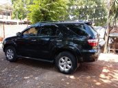 Bán Toyota Fortuner 2.7AT đời 2010, màu đen, xe nhập, xe gia đình