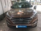 Cần bán Hyundai Tucson 2.0AT năm 2016, màu nâu, nhập khẩu nguyên chiếc, giá tốt