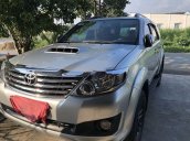 Bán Toyota Fortuner G đời 2016, màu bạc, số sàn  