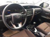 Bán Toyota Fortuner máy dầu, số sàn, khuyến mãi 60 triệu, giao xe ngay, hỗ trợ trả góp 80%