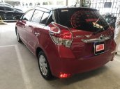 Cần bán xe Toyota Yaris đời 2017, màu đỏ, nhập khẩu còn mới, giá tốt