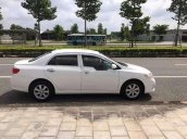 Bán ô tô Toyota Corolla Altis đời 2010, màu trắng, nhập khẩu xe gia đình