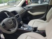 Cần bán xe Audi Q5 sx 2011, màu đỏ, xe nhập