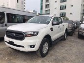 Bán Ford Ranger XLS 2.2 MT màu trắng tại Phú Thọ, giao xe ngay