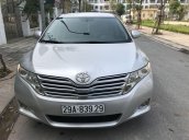 Chính chủ bán Toyota Venza 2009, màu bạc, nhập khẩu 