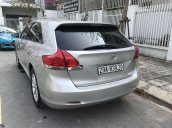 Chính chủ bán Toyota Venza 2009, màu bạc, nhập khẩu 