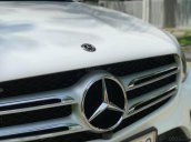 Bán xe Mercedes GLC300 4Matic 2018 có Apple Carplay, trả trước 800 triệu nhận xe ngay