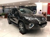 Bán xe Toyota Fortuner đời 2019, giao xe nhanh