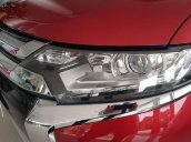 Cần bán Mitsubishi Outlander năm sản xuất 2019, màu đỏ, 800 triệu