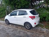 Bán Hyundai Grand i10 sản xuất năm 2015, màu trắng, nhập khẩu còn mới, 273 triệu