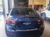 Bán ô tô Mazda 3 Luxury sản xuất 2019, màu xanh lam