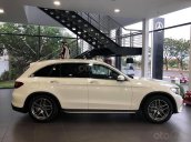 Giá bán và khuyến mãi GLC300 4MATIC, ưu đãi trước bạ tiền mặt, bảo hiểm + phụ kiện. LH: 0902 342 319