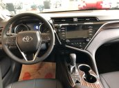 Cần bán Toyota Camry sản xuất năm 2019, màu đen, xe nhập